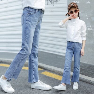 Childrens clothing, junior clothing, cut boots, cut jeans, denim pants, 1813
