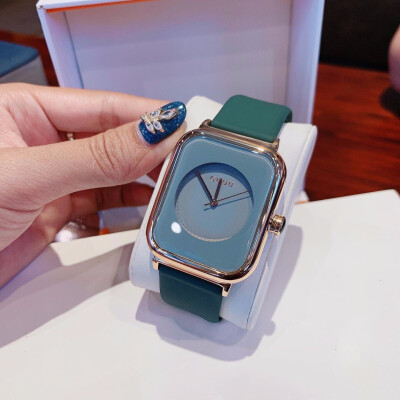 Mid to Low-end Luxury Brand GUOU_W01 Leather Metal Women`s Watch