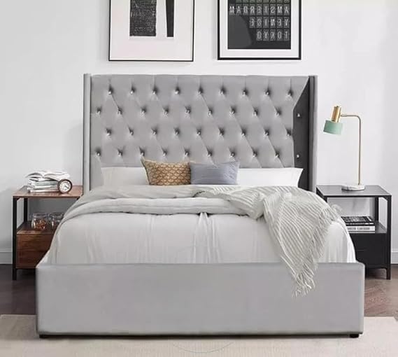 Crown & Kingdom Chesterfield Gas Lift Storage Bed – Double/King Size – Plush Fabric
