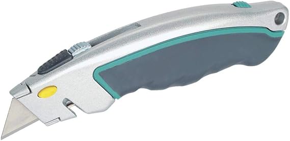 wolfcraft Retractable Quick-Change Trapezoid Utility Knife with 5 Blades
