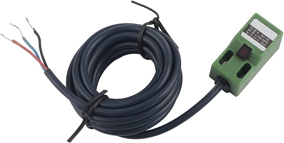Proximity Sensor DC PNP 3 Wire Inductive Proximity Switch 5mm Detection Distance Normally Close Proximity Sensor Switch SN04-N2