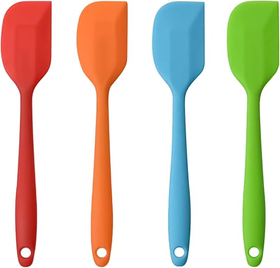 Silicone Spatula Set of 4-500°F Heat Resistant Seamless Rubber Spatulas with Stainless Steel Core Kitchen Utensils Non-Stick for Cooking, Baking and Mixing (26cm / 10.2inch)