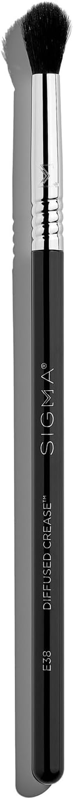 Sigma Beauty E38 Diffused Crease Brush – Blending Tool for Corner Eyelids – Fluffy Blender for Eyeshadow Application, Softening Pigment & Blending Harsh Lines