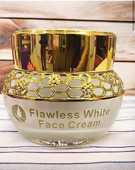 Flawless White Face Cream with SPF30, Anti-Ageing Moisturiser, 30g
