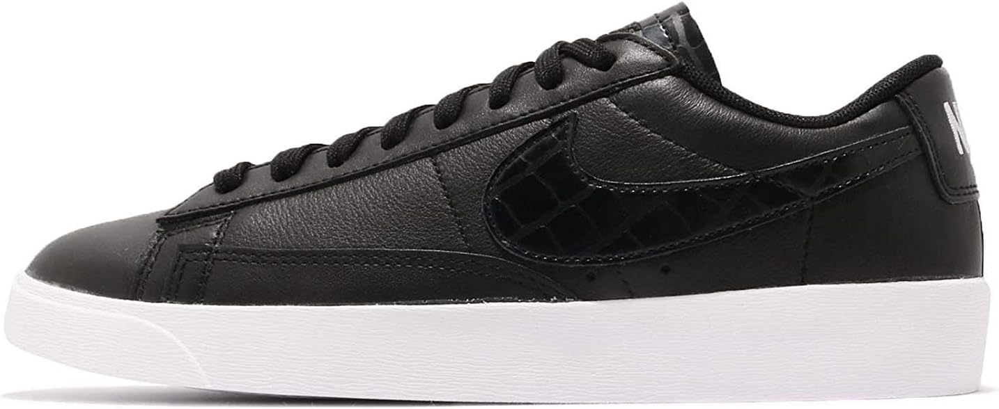 Nike Women's W Blazer Low SeBasketball Shoe