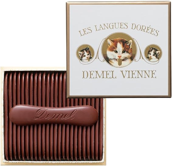 Solid Chocolate Cat Label Hazelnut