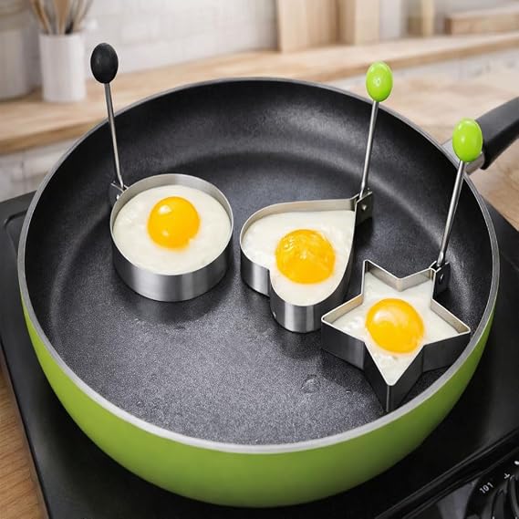 Coverzone Kalp,Yıldız,Yuvarlak Şekilli Yumurta Kalıbı Saplı – Saplı Omlet ve Pancake Şekillendirici Kalıp | Yapışmaz Tavaya Uyumlu, Burger, Sandviç, Omlet ve Pancake İçin Pişirme Halkası (3 Lü Set)