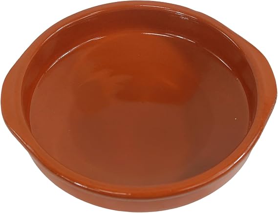 Fackelmann Traditional Clay Pot, Rustic Ceramic Casserole, Suitable for Gas and Electric Cookers, Microwave and Oven, Natural Colour, 20 cm Diameter, 5 cm Edge, 1 pc.