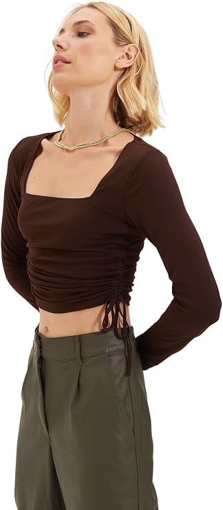 Trendyol Women Fitted Basic Square Collar Knit Blouse