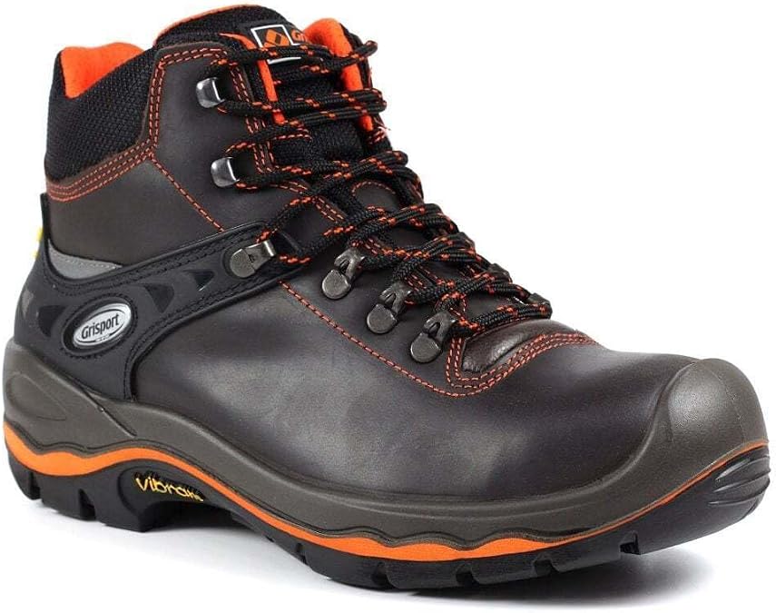 UK Shoe Size: UK 9 / EU 43 | Colour: Brown