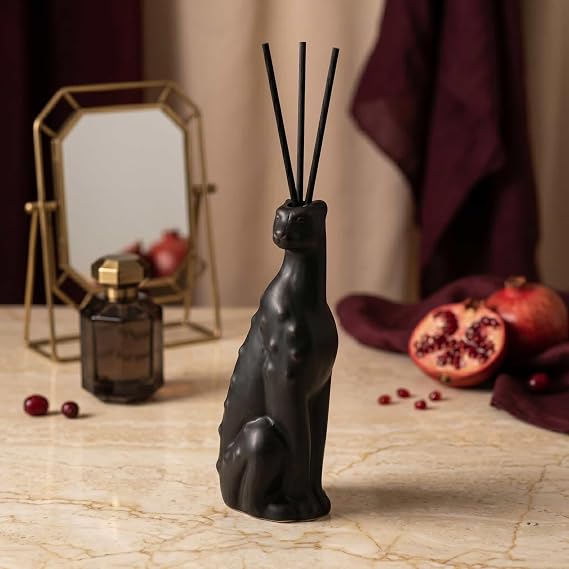 Leopard-Patterned PomegranateBlack Diffuser