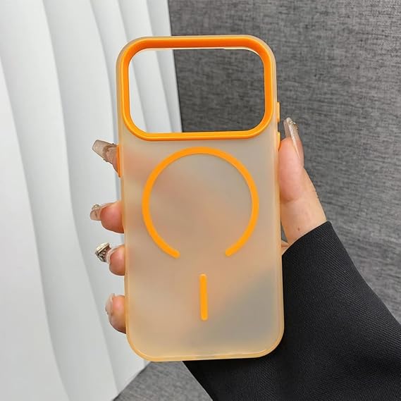 For iPhone17 Pro用 マグネット式 半透明 フロスト加工 スマホケース ワイヤレス充電対応 落下防止 マットカバー（For iPhone17 Pro用/オレンジ）