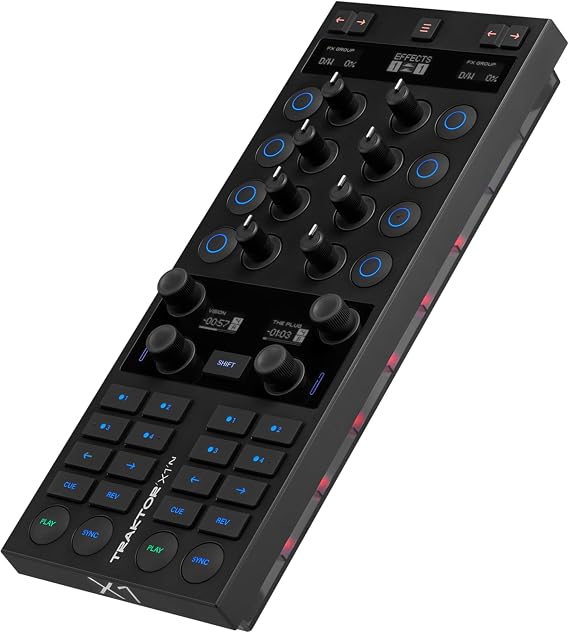 Native Instruments / TRAKTOR X1 MK3 Modular DJ Controller