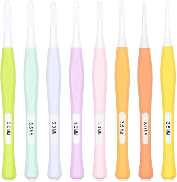COZERI 8PCS Crochet Hooks Set Kit - Ergonomic Crochet Hooks(2.5mm/3.0mm/3.5mm/4.0mm/4.5mm/5.0mm/5.5mm/6.0mm) Soft Rubber Handle, Beginner's Needle for Chunky Yarn, Knitting Blankets, Shawls, Carpet