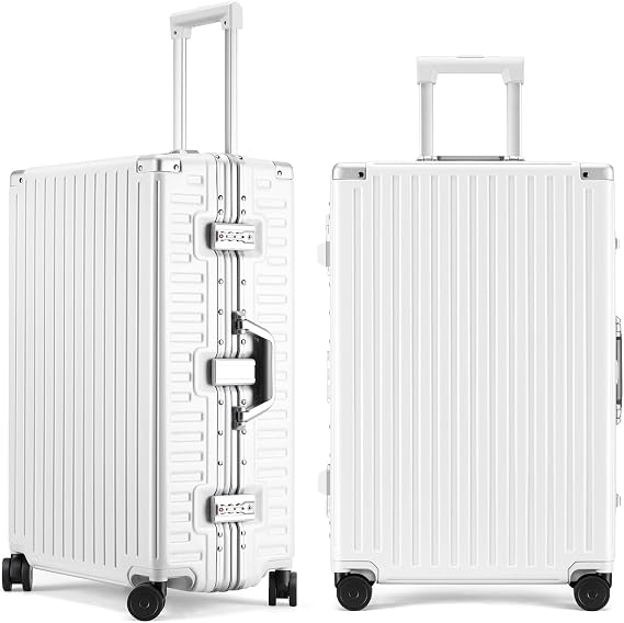 Roaming zipperless cargo, white