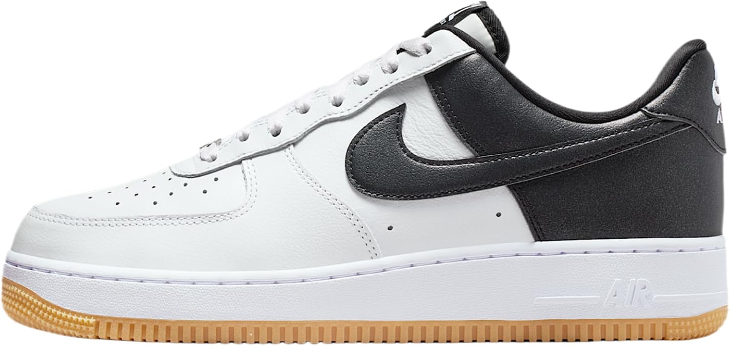 Nike Men's Air Force 1 '07 Lv8Sneaker