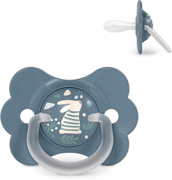 Suavinex, Pacifier for Babies 6/18 Months, with Physiological Silicone Teat SX Pro, Symmetrical, Flat and Flexible, Respects Oral Development, with Ring, Shape that Prevents Scratches, Wonder Blue