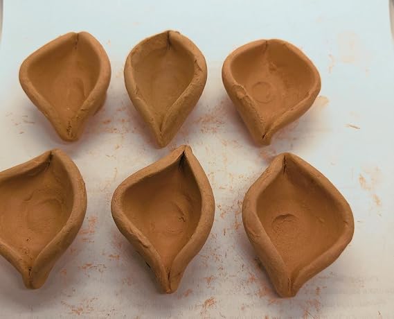 Mini Clay Diya Broken 200 GMS
