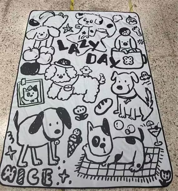DIY ぬりえブランケット 大人用 59インチ x 79インチ Lサイズ あなただけのブランケット 24個のファブリックマーカー付き リラクゼーション、創造的な活動、ギフト、ホームデコレーションのためのかわいい動物の落書きスロー。
