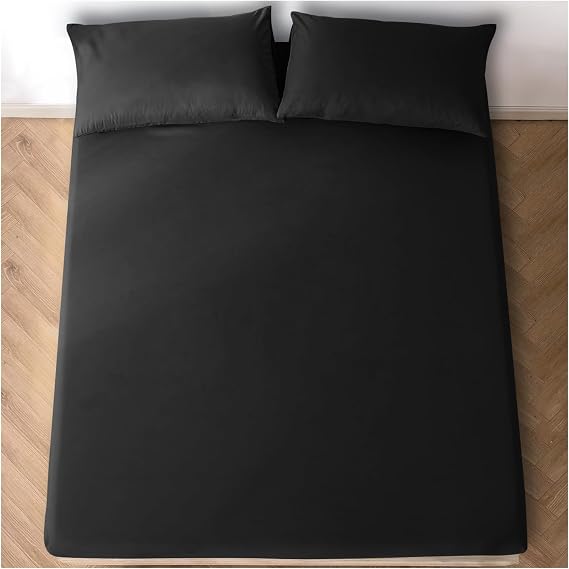 4ft Fitted Bed Sheet- Polycotton Small Double Fitted Sheet with Elasticated Corners- Machine Washable, Breathable Fitted Sheets- Black