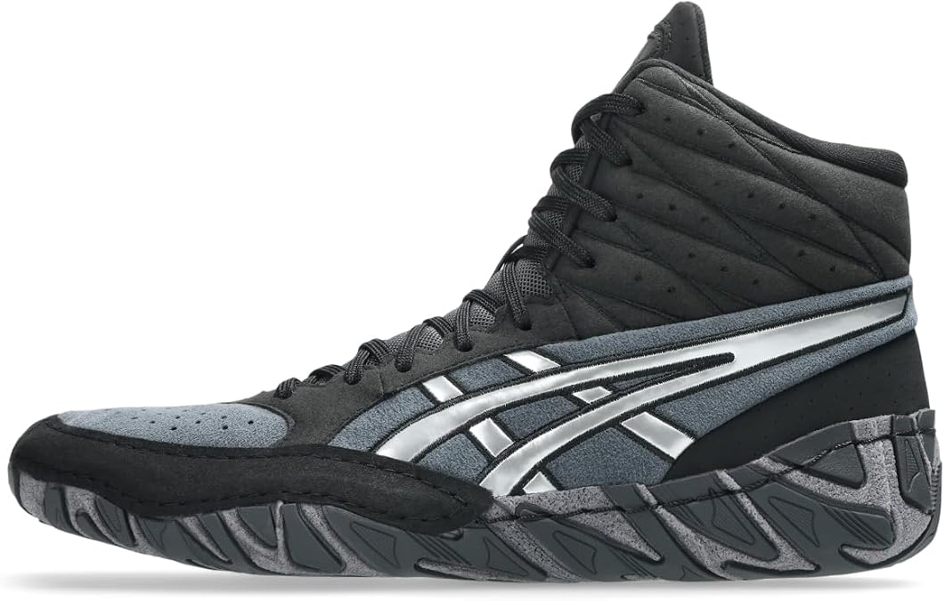 ASICS Men's Aggressor 6Sneaker