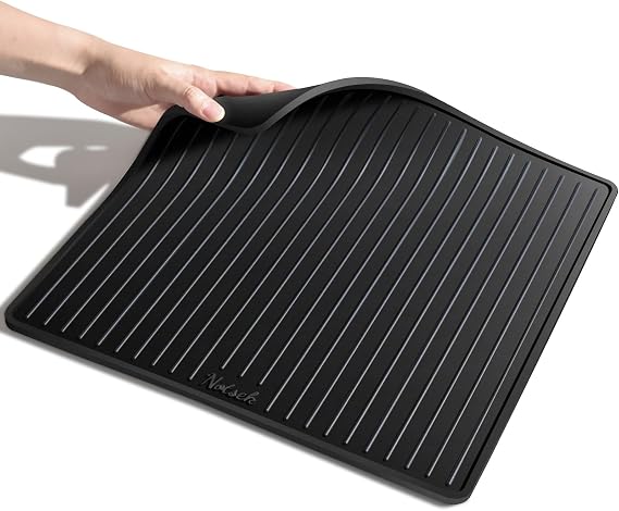 Silicone Coffee Machine Mat for Sage 875/880 Black, 35x35cm Small, 0.6cm Raised Lip Spill-Proof, Non Slip, Under Coffee Maker, Coffee Tamper Station Mat Counter Protector