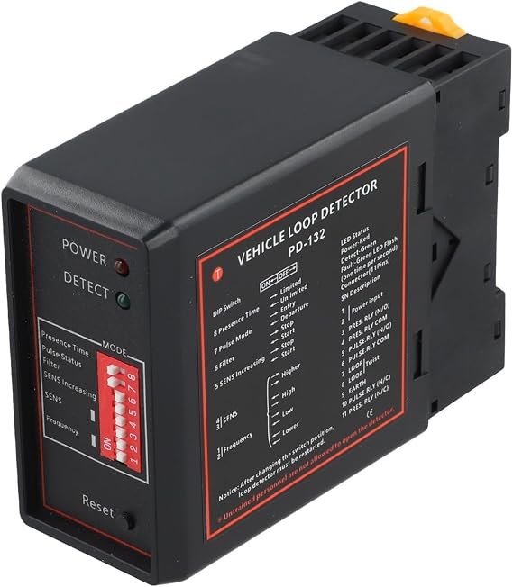 2-Channel Inductive Loop Vehicle Detector 20-170kHz 4-Level Sensitivity with 11-Pin Base for Gate Barrier Parking(220V)