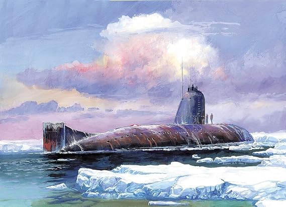 Zvezda 500789035-1:350 K-3 Soviet Atom Submarine, Small