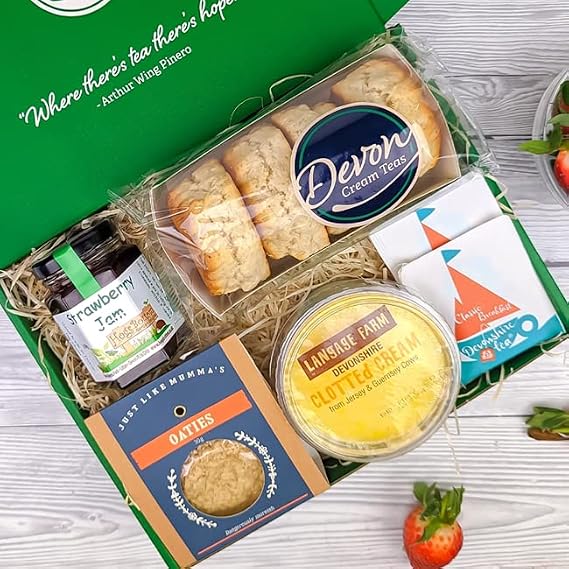 Devon Cream Tea Hamper for 2 with Biscuits Gift Set | Devon Afternoon Tea, 4 Scones, Jam, Cream Tea & Biscuits | Hamper Gifts For Women | Christmas, Birthday, Easter, Anniversaries