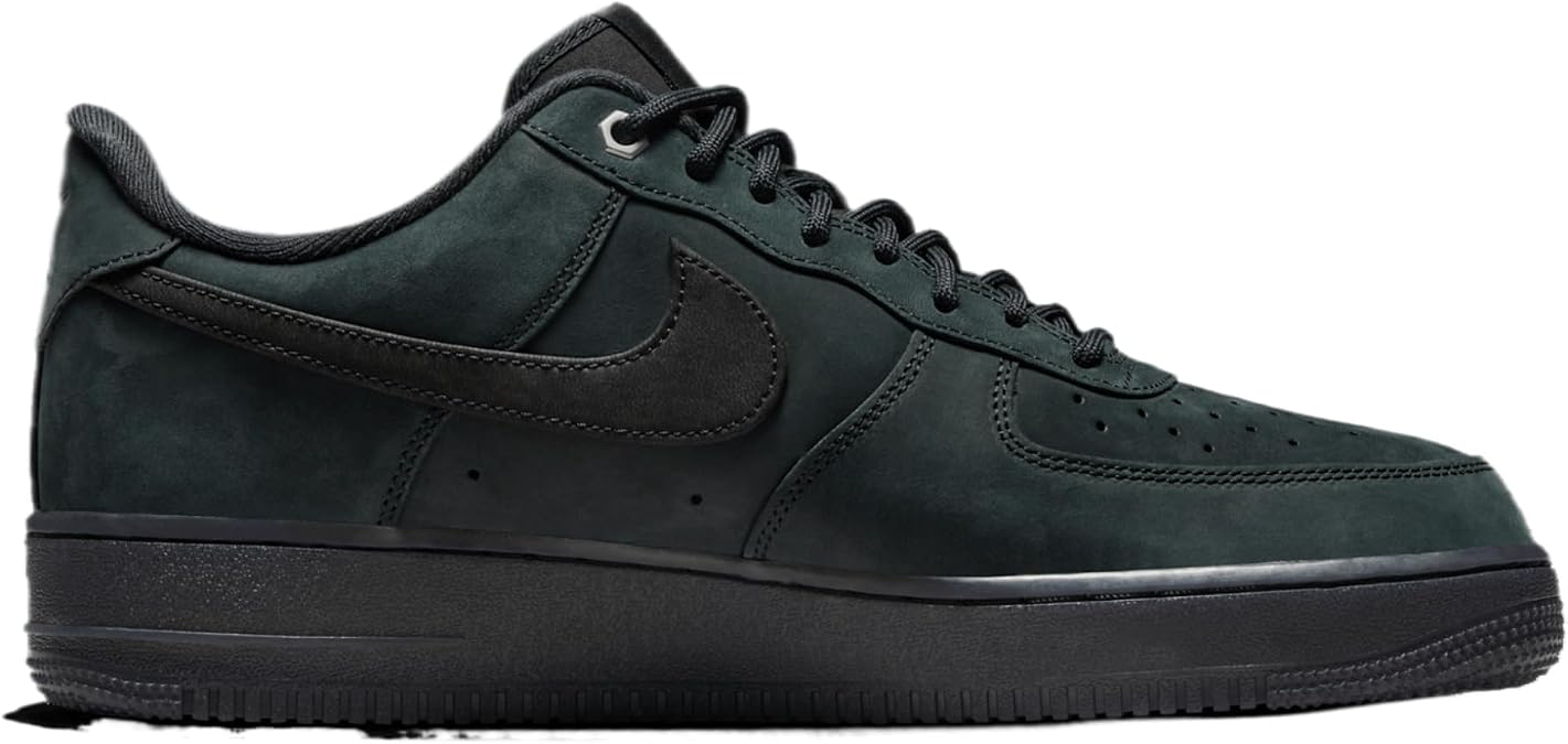 NIKE Men's Air Force 1 '07 WbSneaker