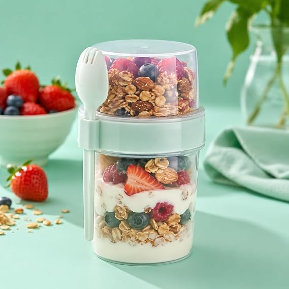 Kaşıklı 550 ml Müsli Saklama Kabı, Taşınabilir Yoğurt ve Beslenme Kabı, Pratik Atıştırmalık ve Kahvaltılık Saklama Kabı (Mint)