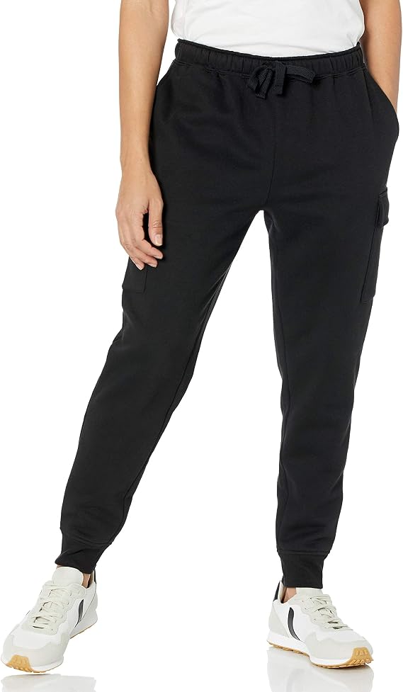 Amazon Essentials Men's Relaxed Fit Tapered Cargo Fleece Joggers