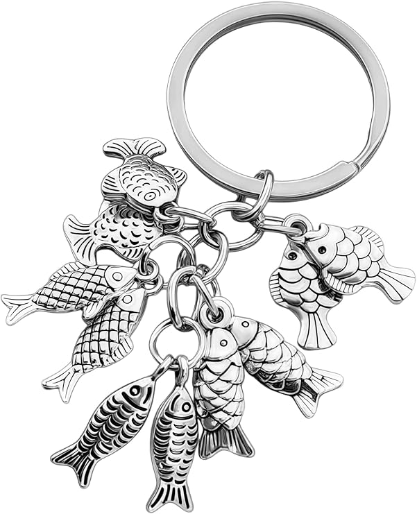 Fish Charm Keychain, Zinc Alloy Cute Keychain for Backpack Purse Keys, Birthday Christmas Graduation Gift for Men Women Fishing Lovers, Key Ring Charm, Lightweight Daily Carry