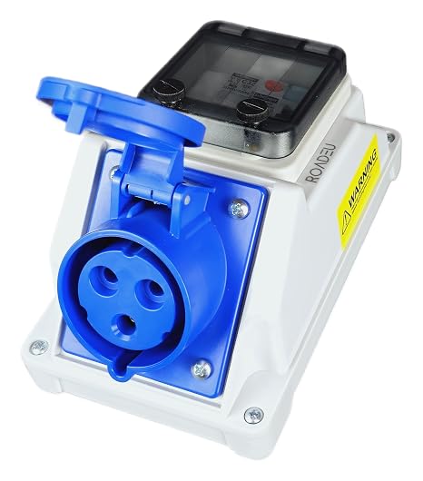RoadEu - CEE 32A 3P combination wall socket with automatic switch and differential switch, IP54 protection. Ideal as a wall distributor for workshops, sheds or gardens.