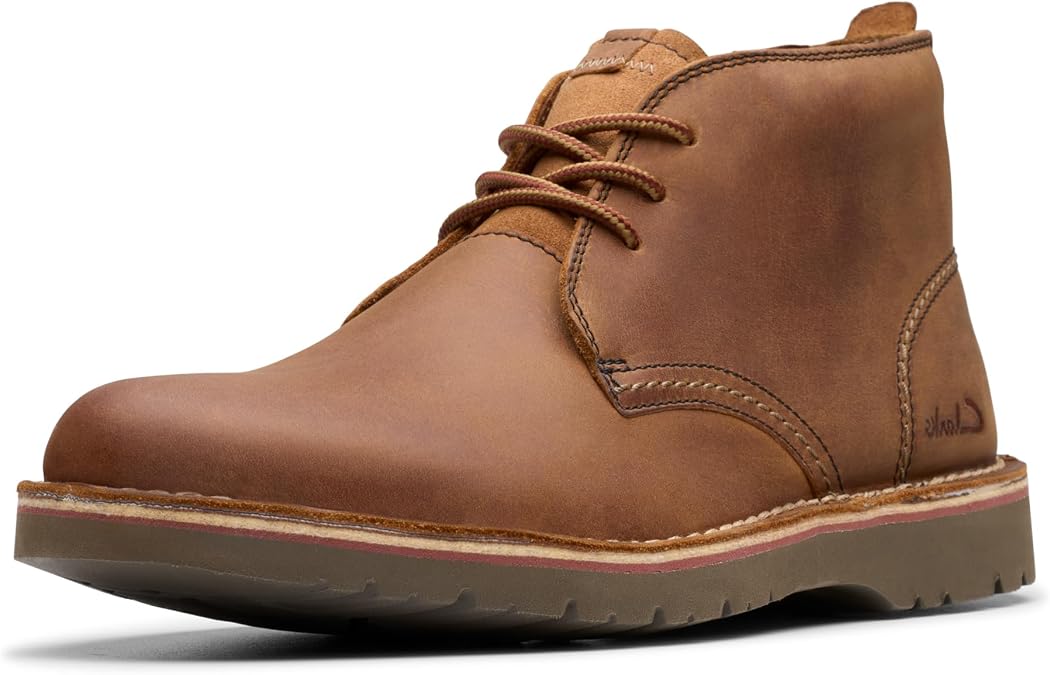 Clarks Eastridge Men's Mid Chukka Boot