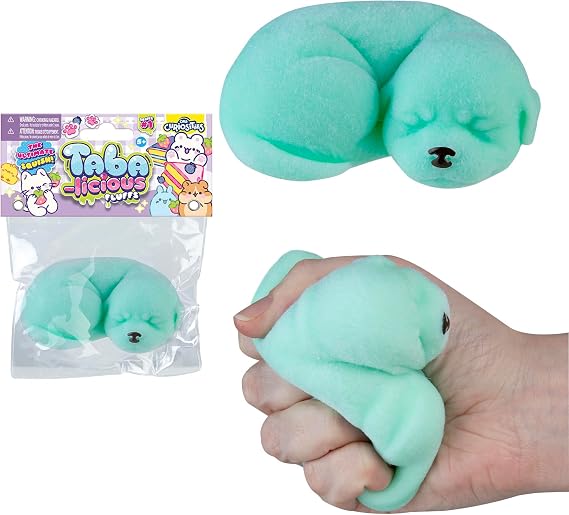 ORB Tabalicious Fluffs TABA スクイッシードッグブルー - ふわふわ、フロック加工、かわいい動物 TABA スクイッシーおもちゃ - ソフトで粘着性のあるストレスボールふわふわおもちゃ - かわいい感覚とフィジェットのおもちゃとギフト 子供と大人向け