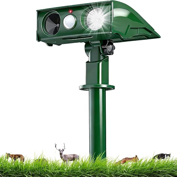 Ultrasonic Cat Repellent, Cat Deterrents Solar Mole Repellent 2 Modes, Ultrasonic Animal Repeller with PIR Motion Sensor & Flashing Light for Farm Garden Dogs Cats Birds Squirrels Deterrent