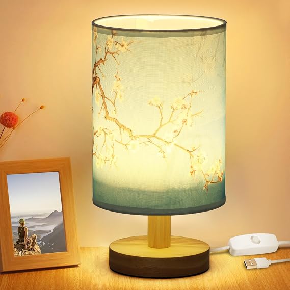 NIHUIFDPY Table Lamp, Small Bedside Lamp Minimalist Lamps with Linen Fabric Shade, Natural Wooden Base, Classic On/Off Switch and Warm Light LED Bulb, for Office Living Room Bedroom Hotel [Energy Class G]