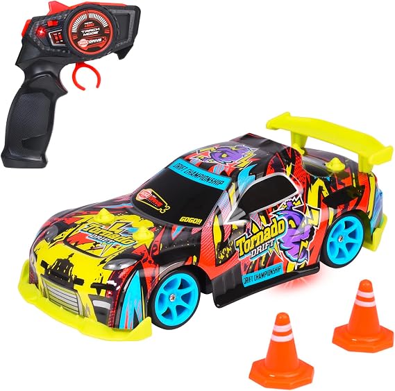 Dickie, 201104007, 2, 4 Ghz, Drift İşlevi, 4Wd, Şasi Lambalı, 2 Koni, Usb Şarjlı ile 60 Dakika Dolum ve Sürüş 20 Dakika, 10 Km/Saat'e Varan Hız, 1:24, 22 cm