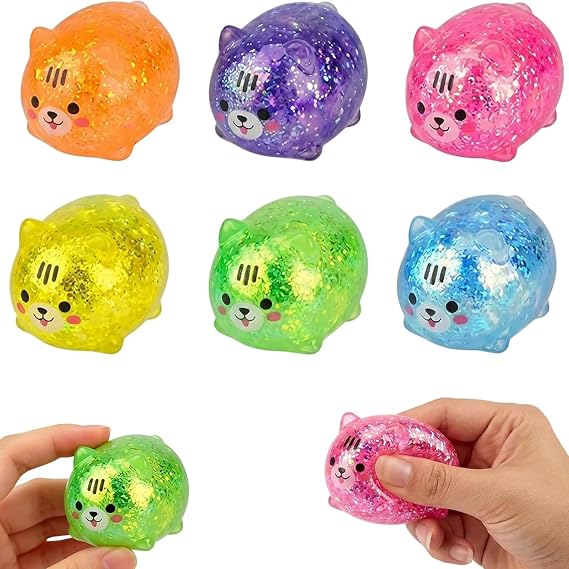 4 PCS Color-Random Cat Squishy, Captivating , Ideal for Home, Office Desk Decor and Decoration Enthusiasts