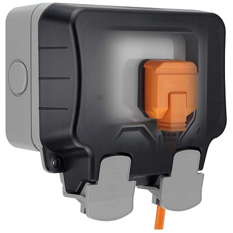 BG Electrical WP24-01 Double Outdoor Weatherproof Unswitched Socket, IP66 Rated, 13 Amp, Grey