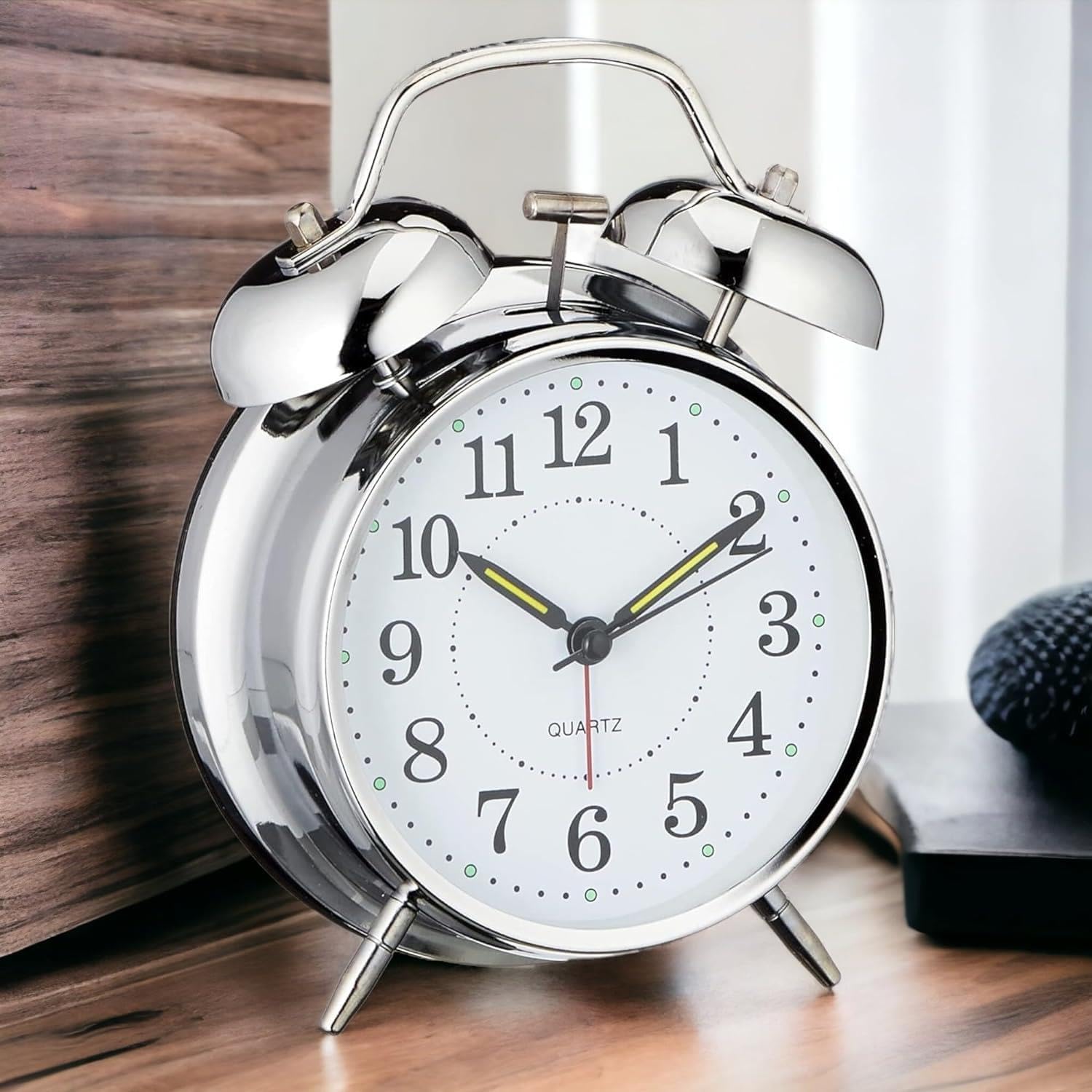 Valkyrie Flowing Second Nostalgic Large Size Table Alarm Clock High Alarm sound 16.5cm Gift Illuminated Bright Scorpion Shearwater