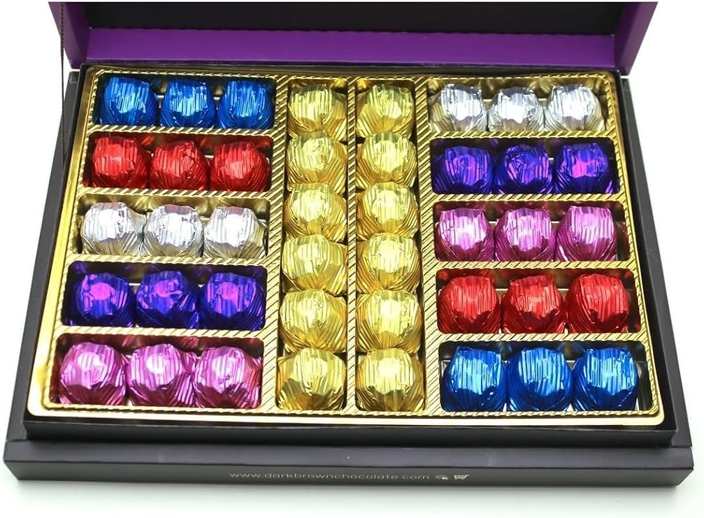 Dark Brown Chocolates & Confections Orta Boy Hediye Çikolata Kutusu 40 Adet Renkli Sargılı Katkısız Çikolatalar
