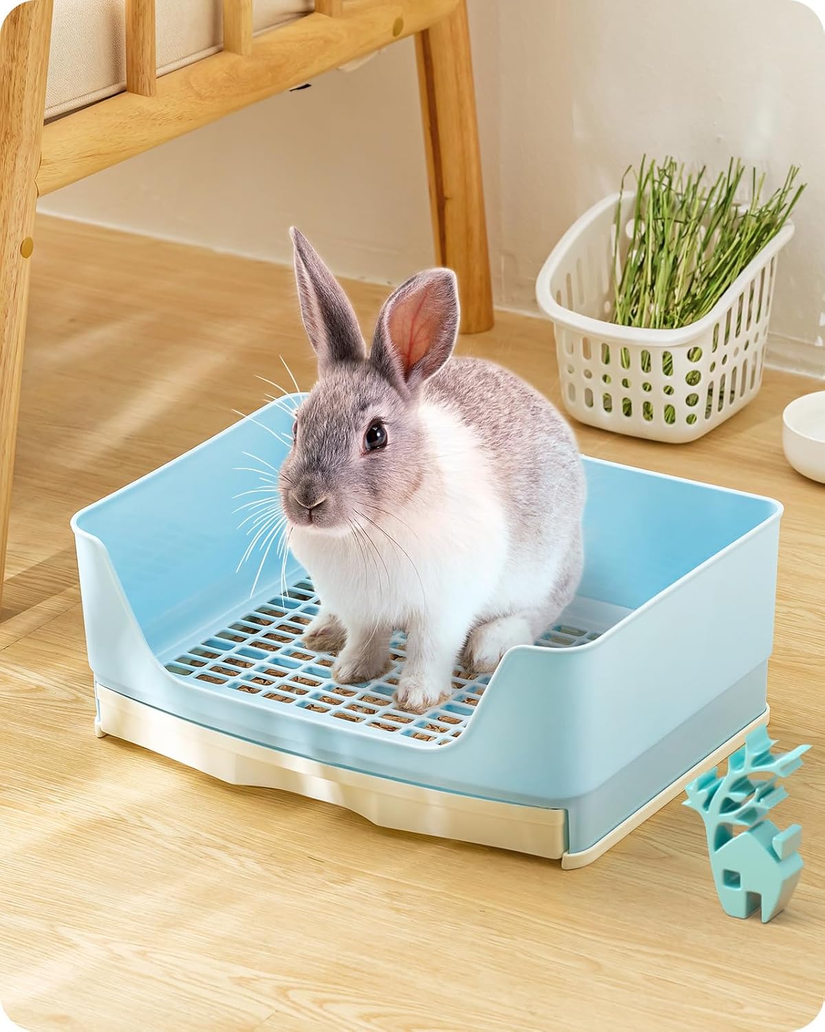 Baffect Rabbit Litter Box, Plastic Bunny Toilet Box with Removable Tray, Rabbit Corner Toilet for Small Adult Pet Blue