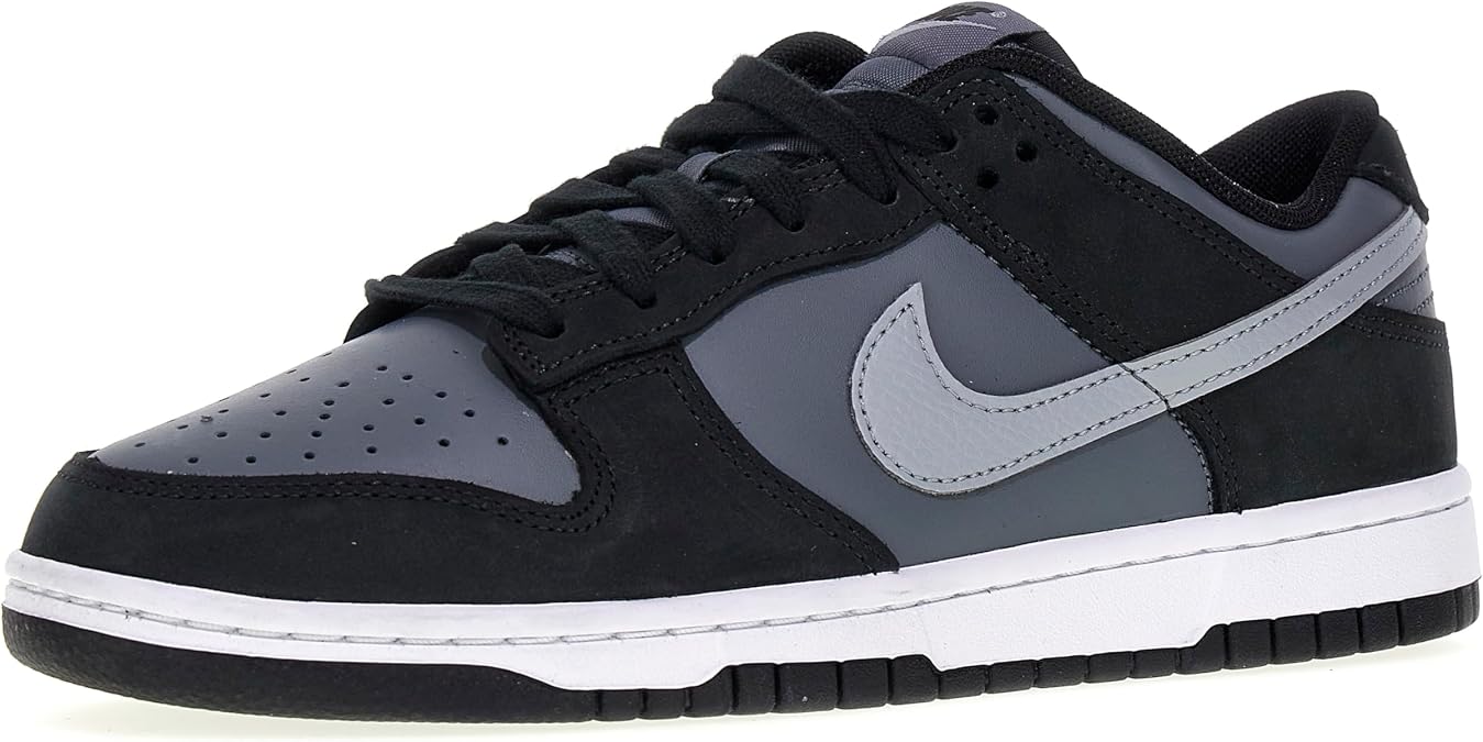 Nike Men's Dunk Low Trainers
