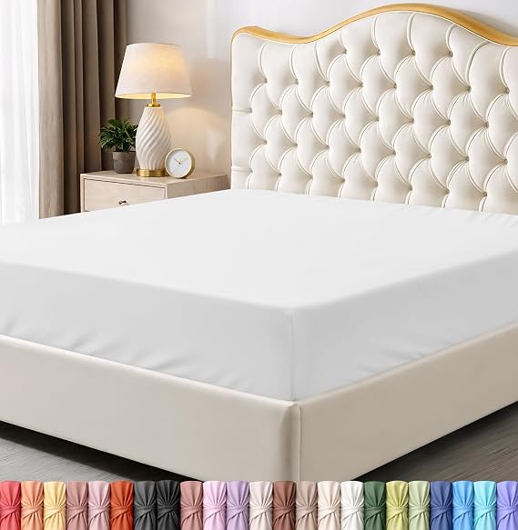 Utopia Bedding Queen Fitted Sheet - Bottom Sheet - Deep Pocket - Soft Microfiber -Shrinkage and Fade Resistant-Easy Care -1 Fitted Sheet Only (White)