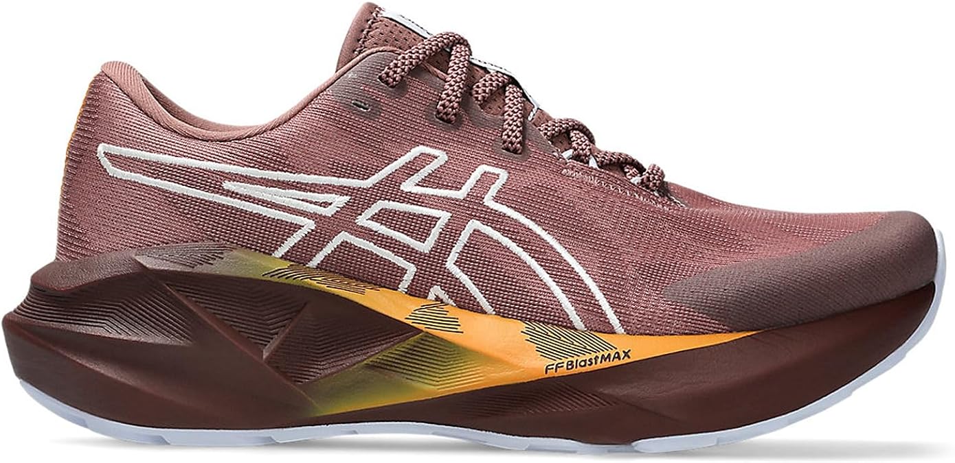ASICS Women's Novablast 5 TrSneaker Nature Bathing Rubble Red 42 EU