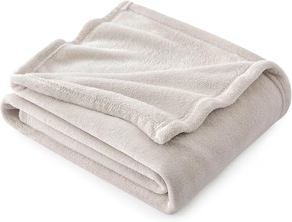 Bedsure Fleece Throw Blanket for Sofa - Flannel Fleece, Beige, 130x150 cm
