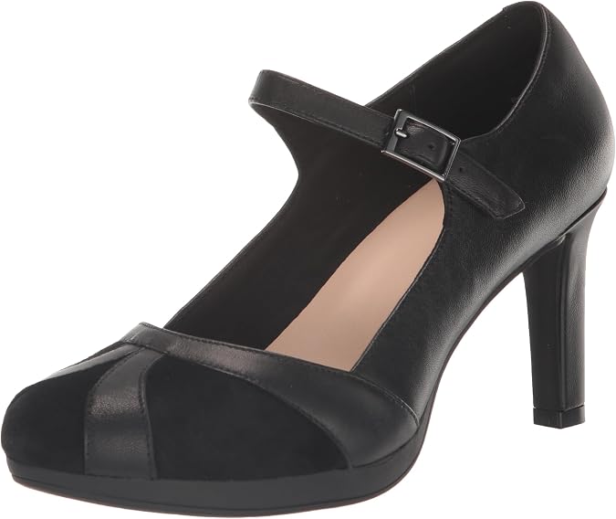 Clarks Women's Ambyr LightPump