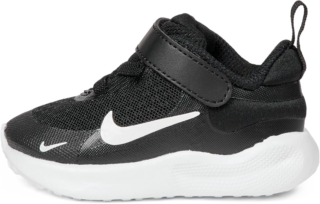 Nike Unisex Kids Revolution 7 Black/White-whiteSneaker